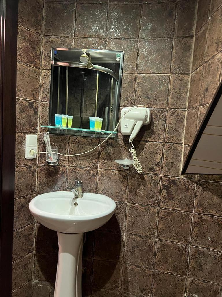 Elno Hotel تبليسي الغرفة الصورة